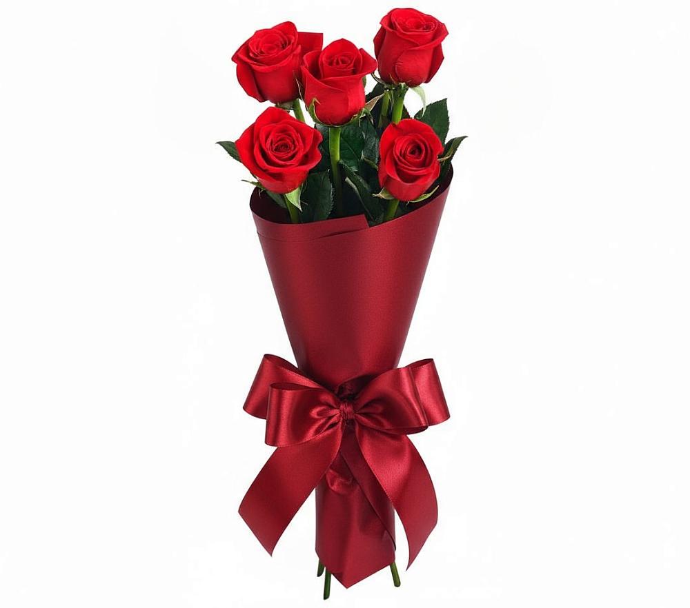 Букет 5 Красных роз Эдлесс Лав в Динской