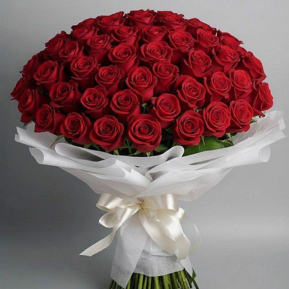 Букет 101 Красная роза Блэк Мэджик в Динской