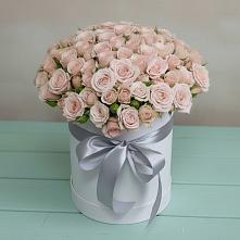 Цветочная композиция из Розы в шляпной коробке в Динской