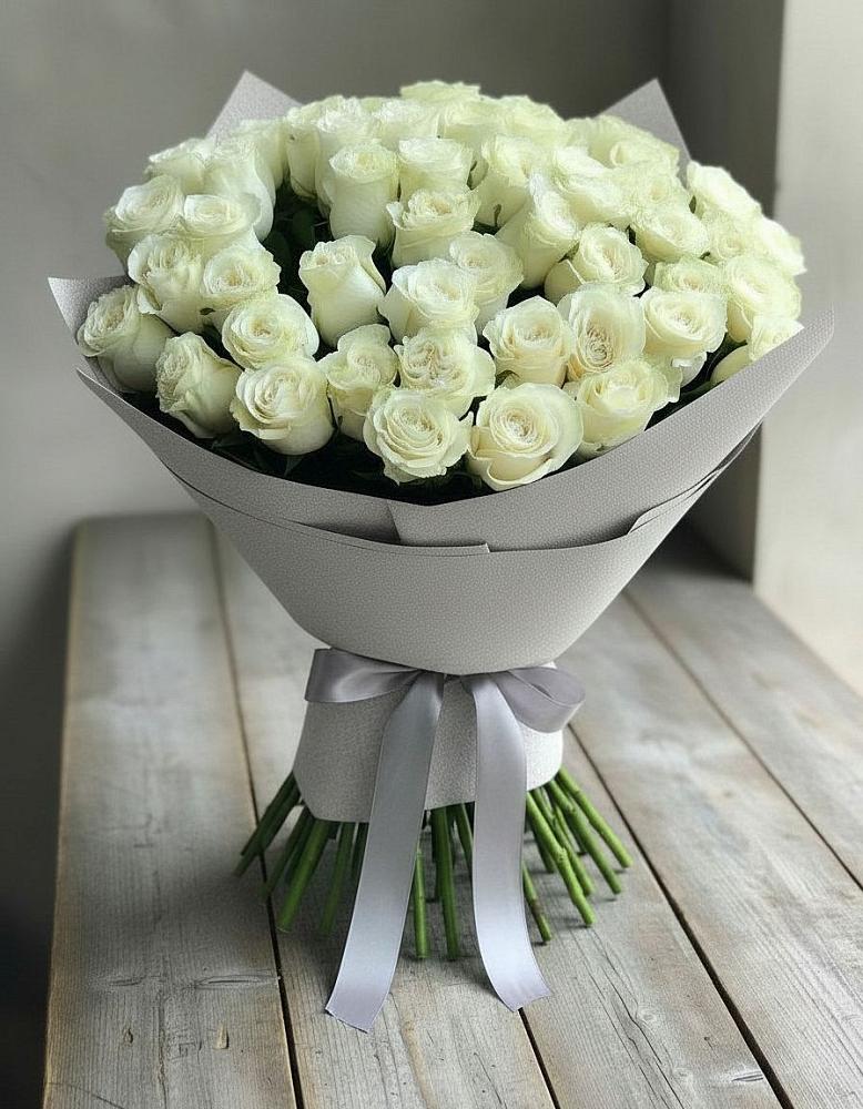 Букет 35 Белых роз в Динской
