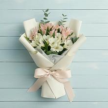 Букет цветов из:  Альстромерии в Динской