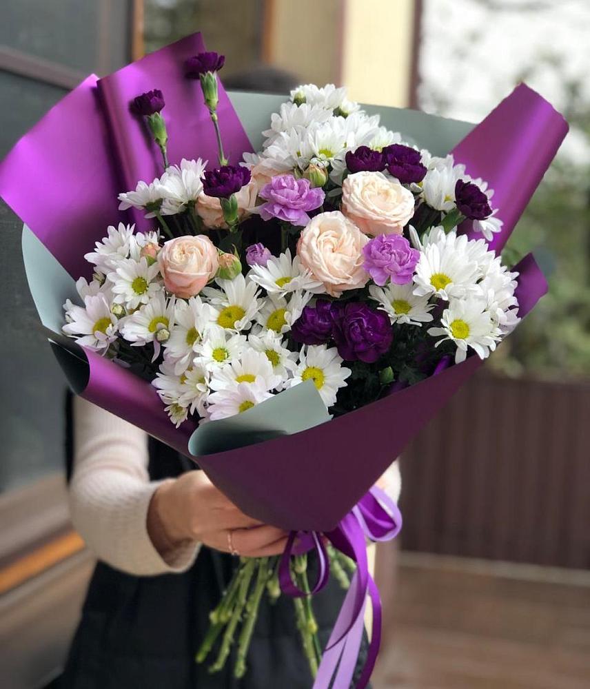 Букет цветов из: Хризантемы, Гвоздики и Розы в Динской