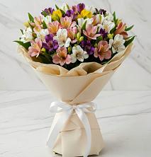 Букет цветов из:  Альстромерии в Динской