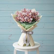 Букет цветов из:  Орхидеи и Розы #REPLACE_PRED# Динской