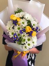 Букет цветов из:  Ирисы, Хризантемы и Розы #REPLACE_PRED# Динской