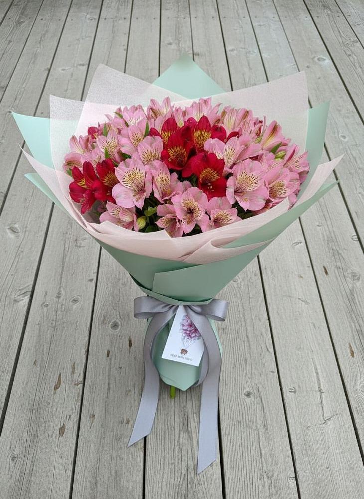 Букет цветов из: Альстромерии в Динской