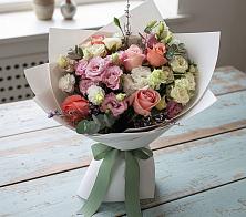 Букет цветов из:  Розы, Лизиантусы и Гвоздики в Динской