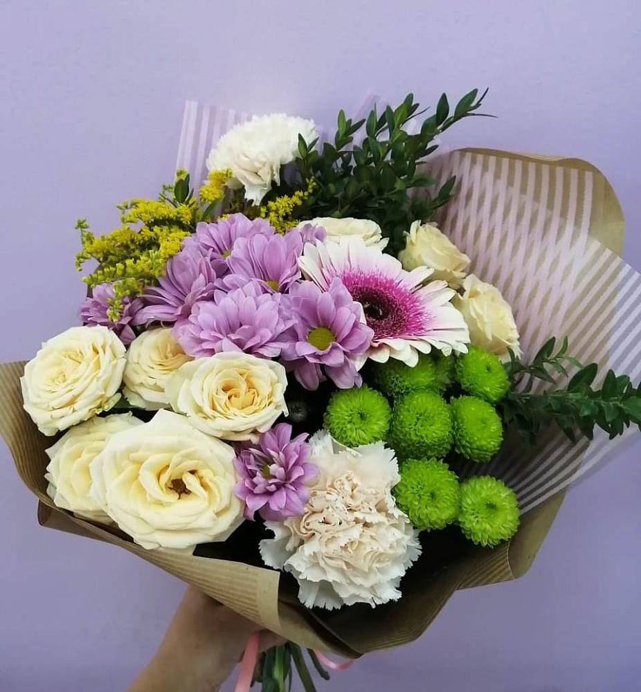 Букет цветов из: Хризантемы, Розы, Гвоздики и Герберы в Динской