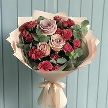 Букет цветов из:  Гвоздики и Розы в Динской