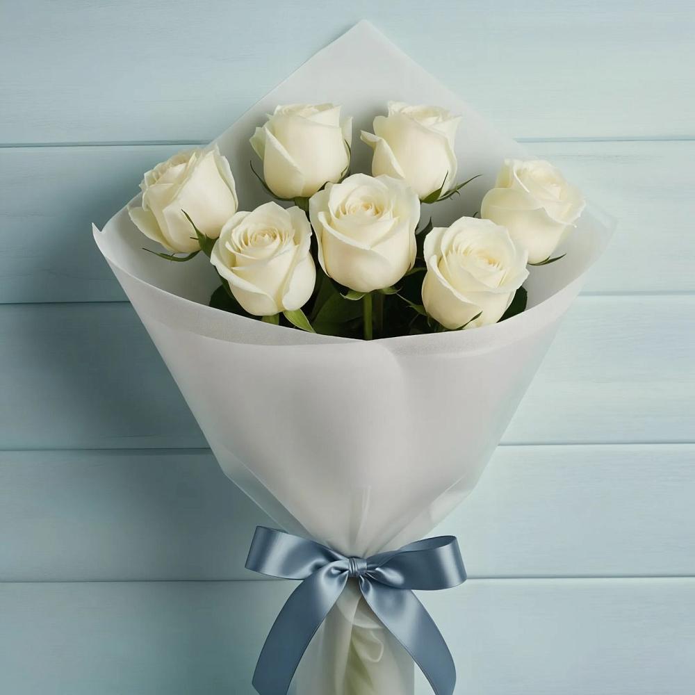 Букет 7 Белых роз Эдлесс Лав в Динской